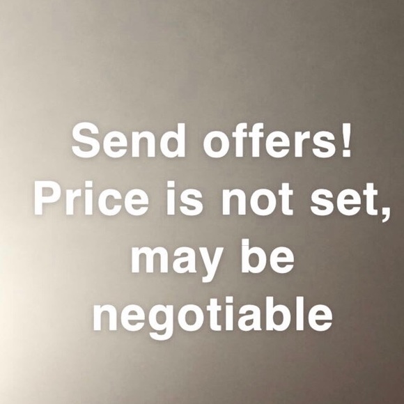 Burgundy Dress pants - Picture 4 of 4